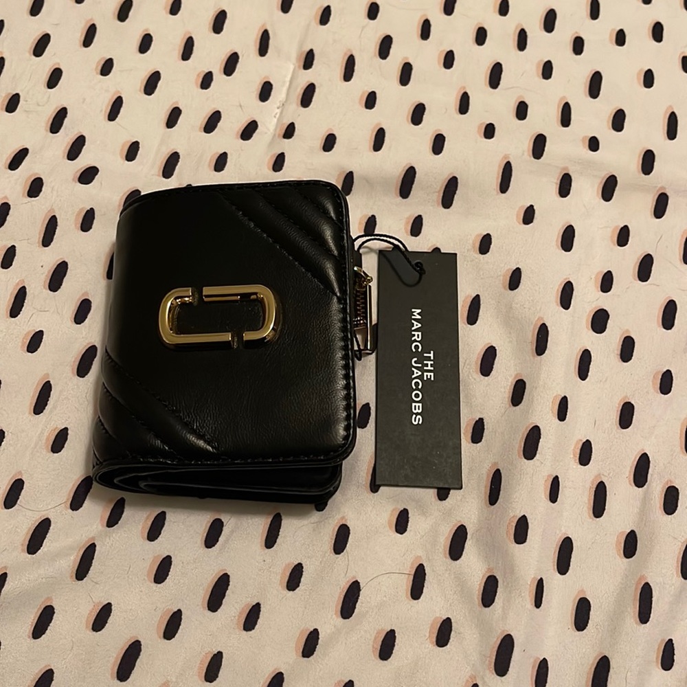 Marc Jacob’s Snapshot Mini Wallet